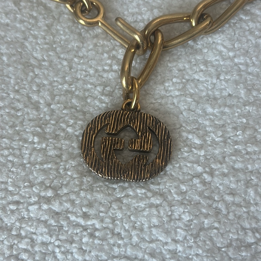 Gucci Gold Chain Necklace/Belt with Pendant - Picture 2 of 3